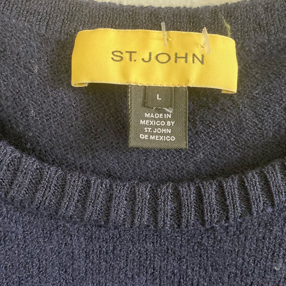 St John  Vintage  Santana Knit Navy Blue Shell - Picture 3 of 3